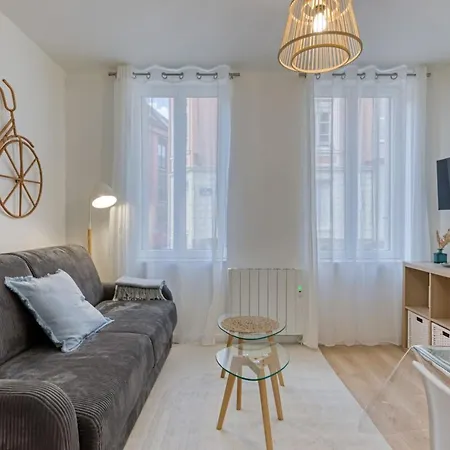 Léandre Entièrement Rénové Avec Extérieur * Rouen