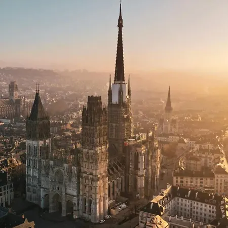 Léandre Entièrement Rénové Avec Extérieur *
