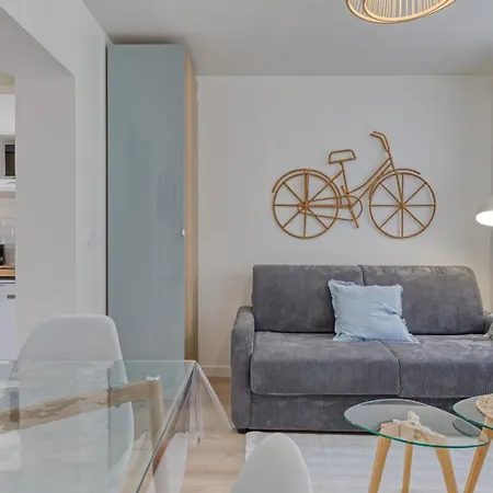 Léandre Entièrement Rénové Avec Extérieur